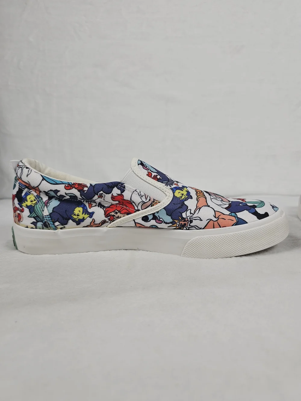 Disney Ground Up The Little Mermaid Slip On Sneakers Women's Size 9 Ariel Canvas